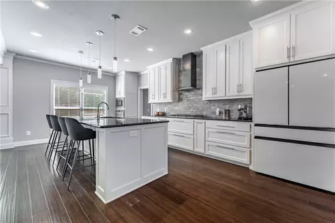 Kitchen - 7115 Devonshire Ave, Springdale, AR 72762 photo 6 of 6