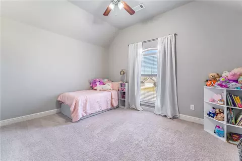 Bedroom - 7115 Devonshire Ave, Springdale, AR 72762 photo 1 of 4