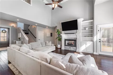 Living - 7115 Devonshire Ave, Springdale, AR 72762 photo 1 of 2