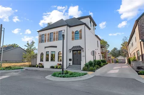 230 SE B St, Bentonville, AR 72712