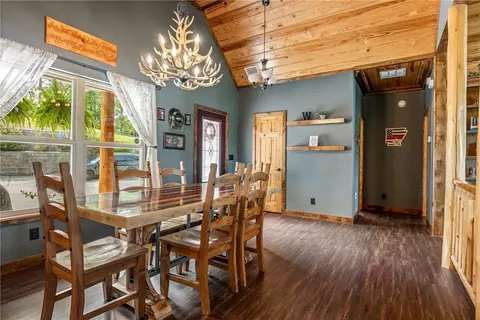 8662 Woods Rd, Rogers, AR 72756 photo 13