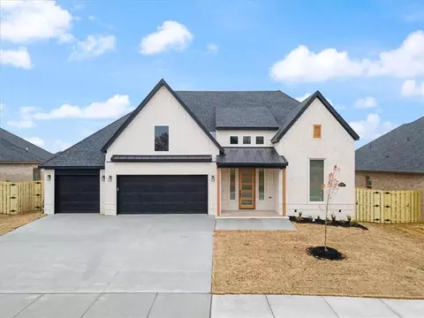 1821 Mumbai Rd, Centerton, AR 72719