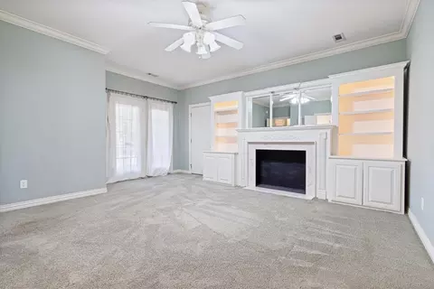 Living - 471 Doris Dr, Springdale, AR 72762 photo 7 of 7