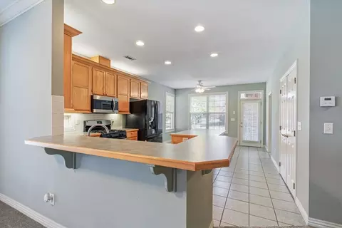 Kitchen - 471 Doris Dr, Springdale, AR 72762 photo 1 of 4