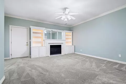 Living - 471 Doris Dr, Springdale, AR 72762 photo 6 of 7