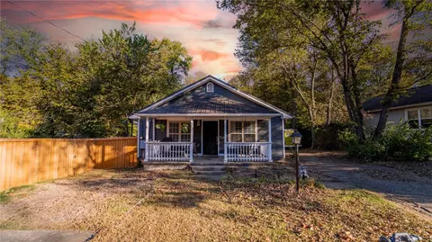 20 Martin Luther King Jr Blvd, Fayetteville, AR 72701