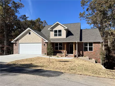 6 Rockhill Ln, Bella Vista, AR 72715