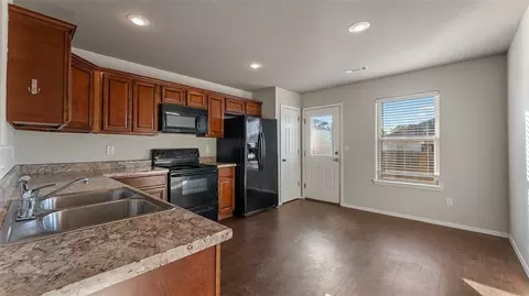 3334 Alliance Dr, Springdale, AR 72764 photo 6