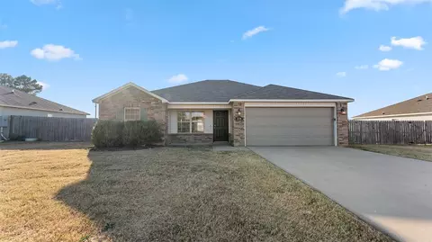3334 Alliance Dr, Springdale, AR 72764