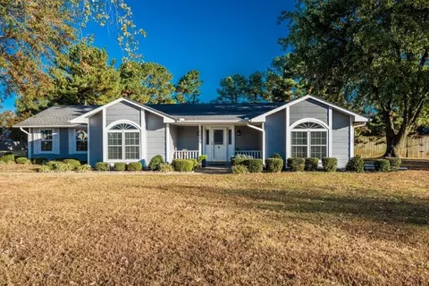1763 W Laurel Ave, Rogers, AR 72758