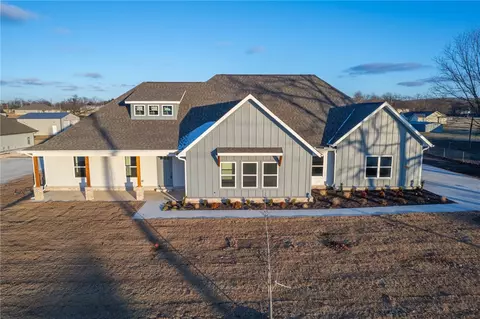 12284 Little Elm Rd, Farmington, AR 72730