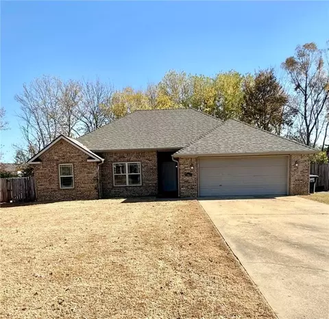 2162 Meadowbrook Dr, Elkins, AR 72727