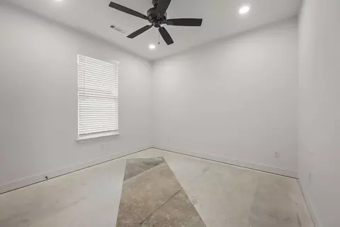 Bedroom - 7865 Range Ave, Springdale, AR 72762 photo 2 of 4