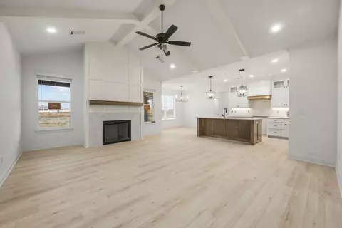 Living - 7865 Range Ave, Springdale, AR 72762 photo 1 of 2