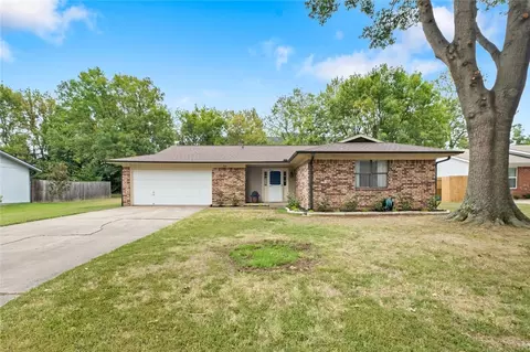 3544 Northwood Ave, Fayetteville, AR 72704