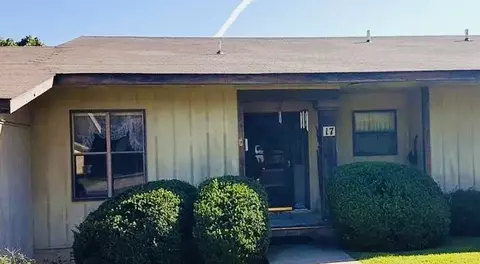 17 Eleanor Ln, Bella Vista, AR 72714