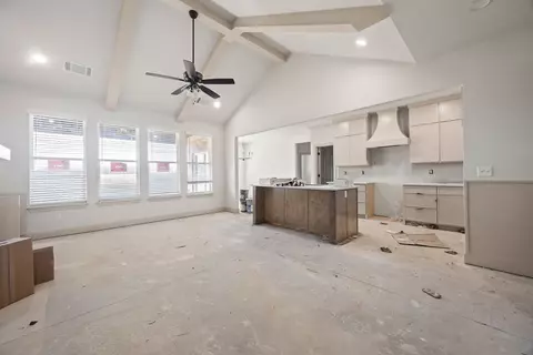 Living - 4831 Hawk St, Springdale, AR 72762 photo 2 of 3