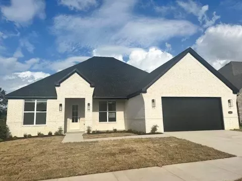 3653 E Greystone Dr, Fayetteville, AR 72764