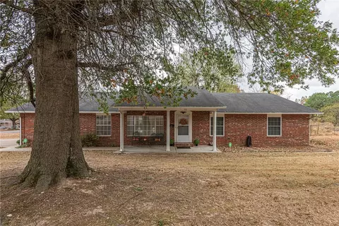 111 Edgewood Ave, Springdale, AR 72764