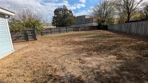 653 Clover, Springdale, AR 72764 photo 23
