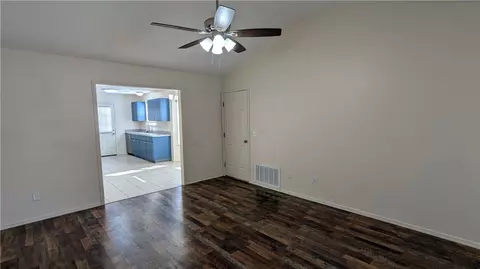 653 Clover, Springdale, AR 72764 photo 4