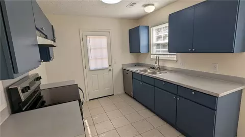 653 Clover, Springdale, AR 72764 photo 9