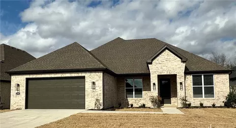 4890 N Parley Bnd, Fayetteville, AR 72764