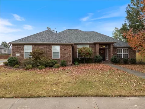 3901 SW Mason Rd, Bentonville, AR 72712