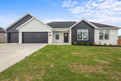 7762 Range Ave, Springdale, AR 72762