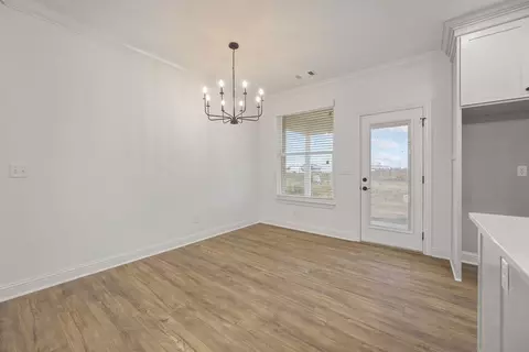 Dining - 7933 Range Ave, Springdale, AR 72762 photo 1 of 1