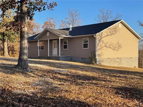 1607 County Road 516, Huntsville, AR 72740