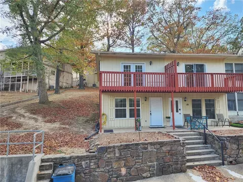 17 Nantucket Dr, Bella Vista, AR 72715