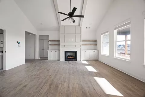 Living - 4811 Hawk St, Springdale, AR 72762 photo 3 of 3