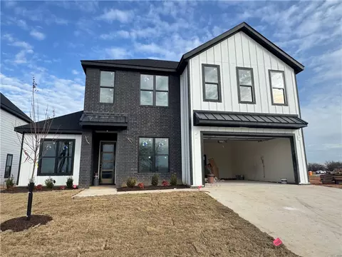 4109 W Murfield Dr, Rogers, AR 72758