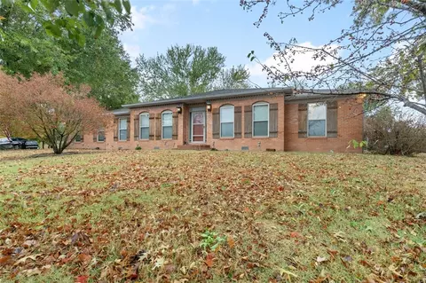 25 Hawthorne Dr, Harrison, AR 72601