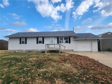 1385 Mountain Grove Rd, Branson, MO 65616