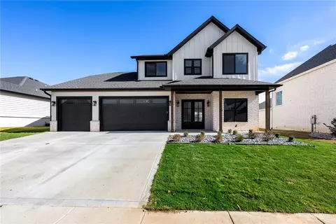 6709 SW Brilliance Ter, Bentonville, AR 72713