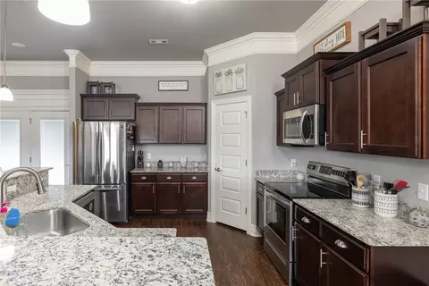 Kitchen - 486 E Oxen Ln, West Fork, AR 72774 photo 1 of 3
