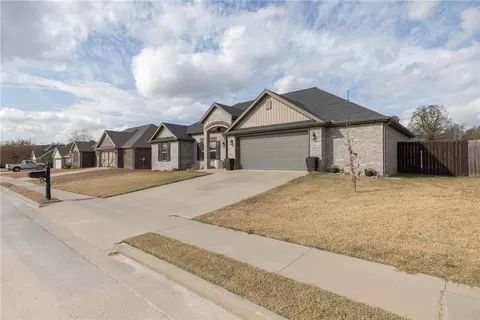 Exterior - 486 E Oxen Ln, West Fork, AR 72774 photo 3 of 8