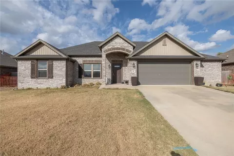486 E Oxen Ln, West Fork, AR 72774