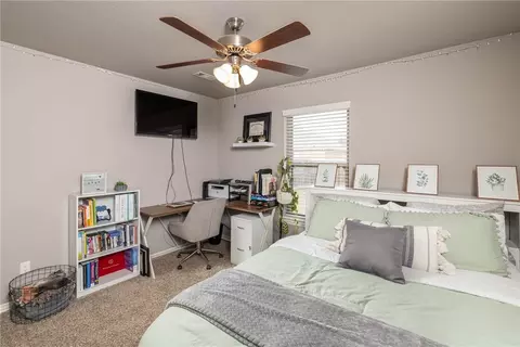Bedroom - 486 E Oxen Ln, West Fork, AR 72774 photo 3 of 5