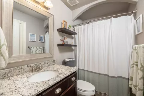 Bath - 486 E Oxen Ln, West Fork, AR 72774 photo 4 of 4