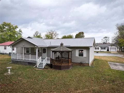 2302 Anvil Dr, Harrison, AR 72601 photo 2