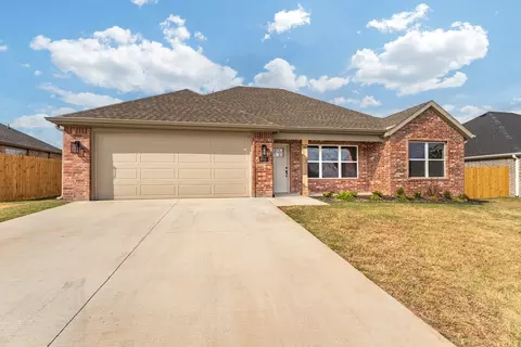 1035 Silver Birch St, Springdale, AR 72762