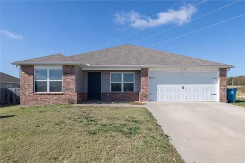 7009 NW Meadows Way, Bentonville, AR 72713