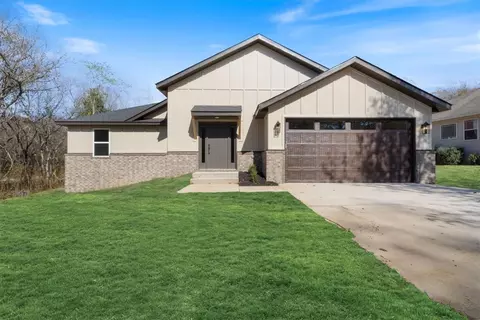 104 Rountree Dr, Bella Vista, AR 72715