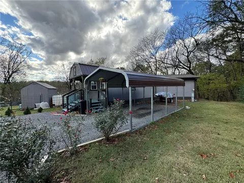 Exterior - 333 Walnut, Watts, OK 74964 photo 3 of 15