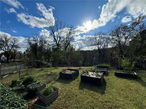 Exterior - 333 Walnut, Watts, OK 74964 photo 9 of 15
