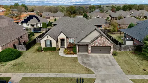 3634 E Blue Stone Dr, Fayetteville, AR 72764 photo 2