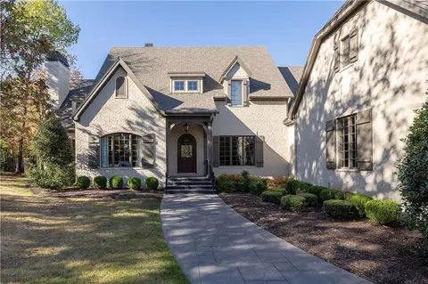5168 Chenoa Cir, Fayetteville, AR 72704